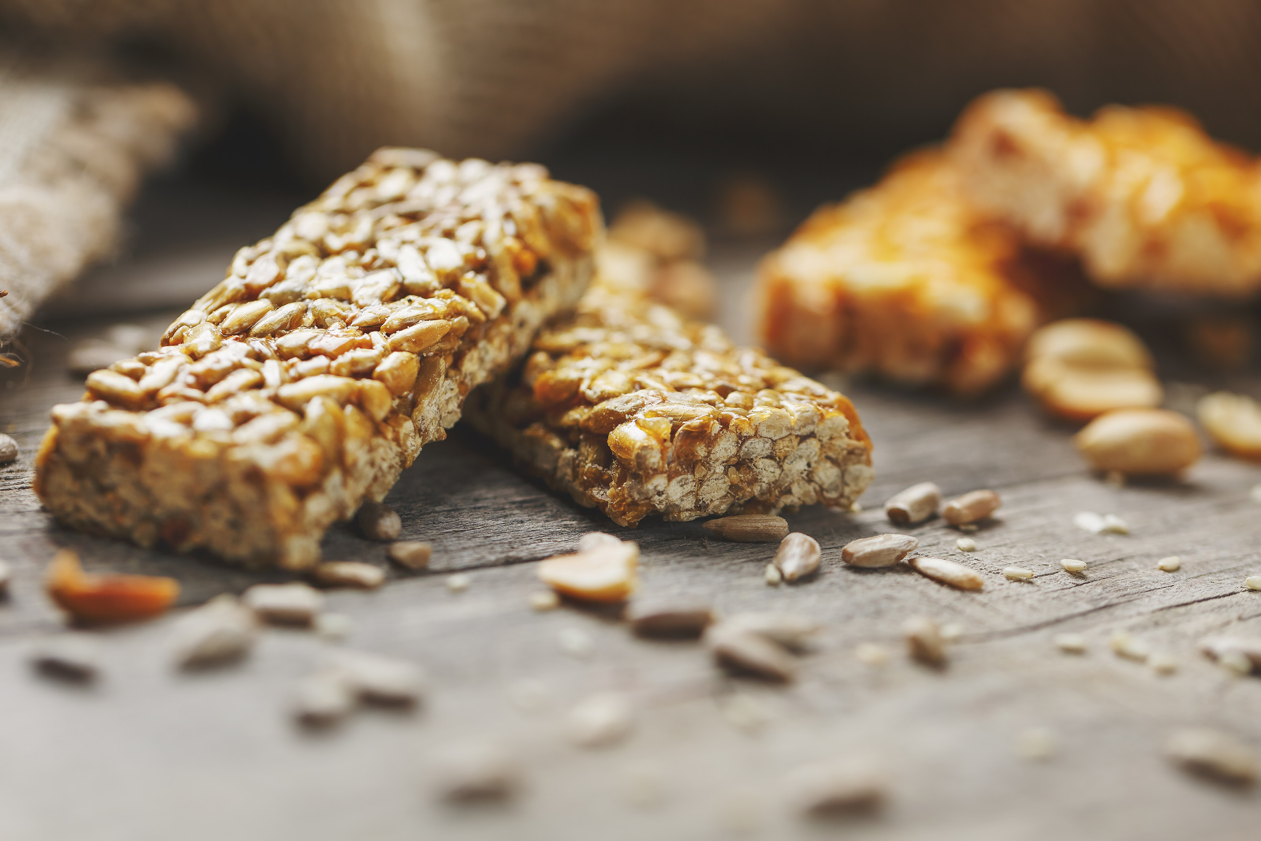 High protein snack bars with sunflower seeds