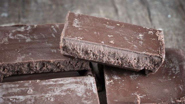 Is Chocolate Craving A Sign Of Magnesium Deficiency? Expert Answers |  OnlyMyHealth